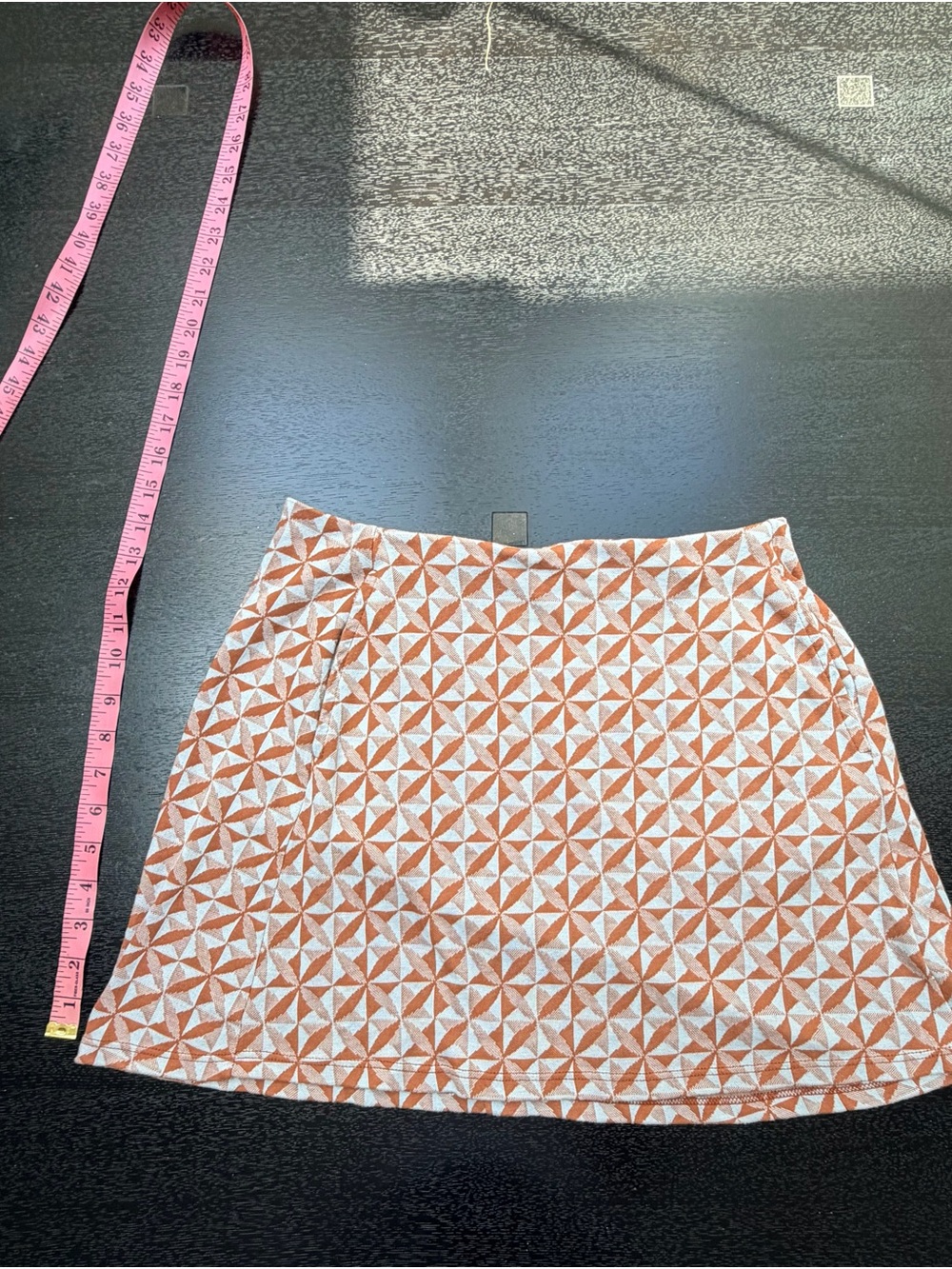 Geometric Print A-Line Skirt in Orange and White